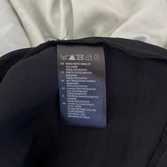 H&M Puff Sleeve Romper - Picture 6 of 6